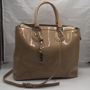 Asia Bellucci Crossbody patent leather. Italian